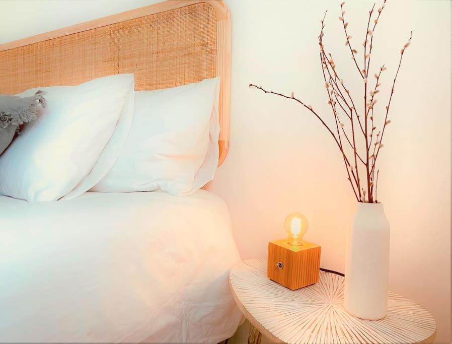 Cozy Apartment With Private Courtyard Barcarena Extérieur photo