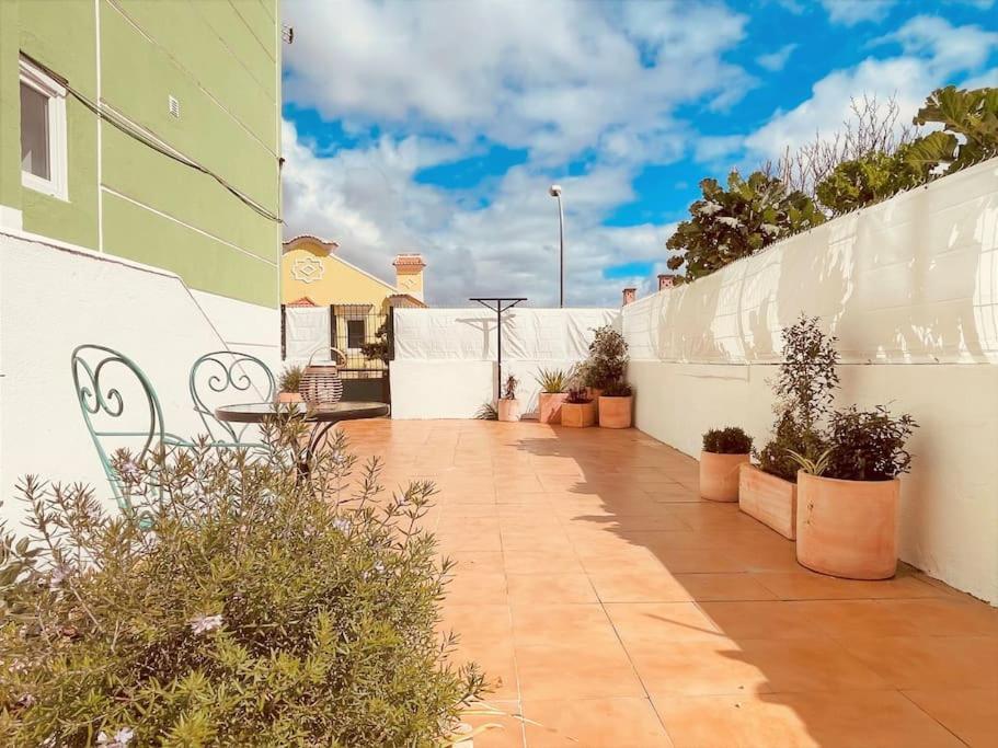 Cozy Apartment With Private Courtyard Barcarena Extérieur photo